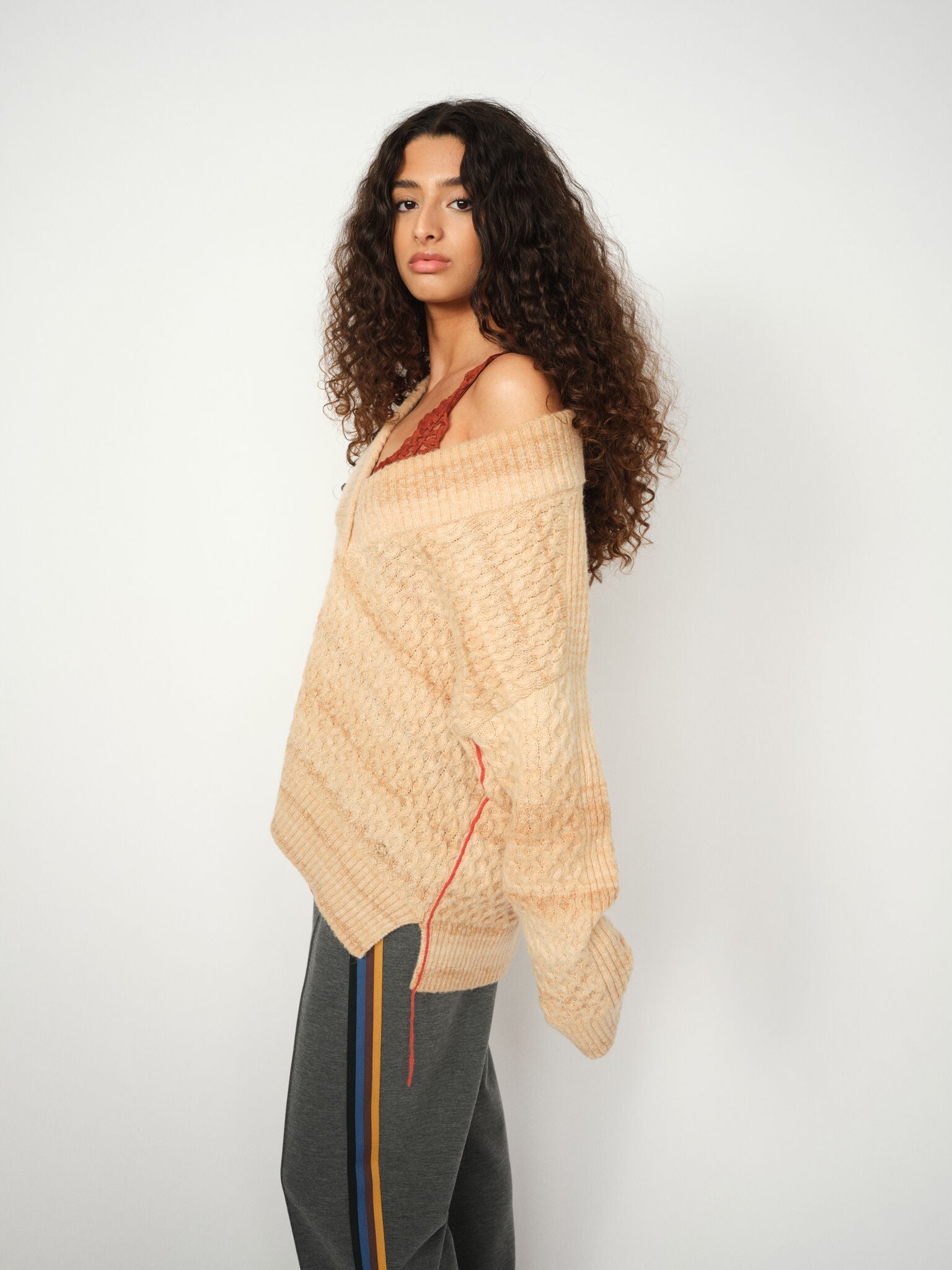 Modelshot / Foxtrot / Detail